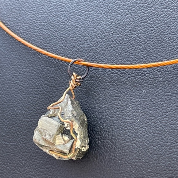 Freeform Pyrite hand wired choker - Picture 2 of 4